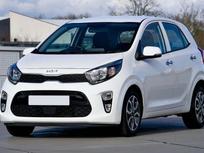 Example of a compact car for rent in Costa Rica at CBX Rent A Car