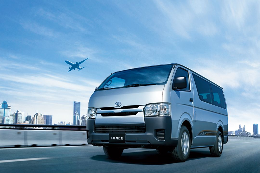 Example of a Minivan for rent in Costa Rica at CBX Rent A Car